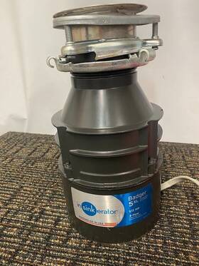 Insinkerator Xl-2 Badger 5xl Garbage Disposal 1/2 Hp 6.3 Amps 120 Volts Used Tested