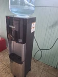 Whirlpool Hot/cold Water Dispenser 7LIECH Ssf Wl. Pre Owned.. Fixed Price $75.00.