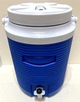 Rubbermaid Blue 2 Gal Jug Water Cooler FG153004MODBL Spigot & Pouring Spout. Fixed Price $19.95.